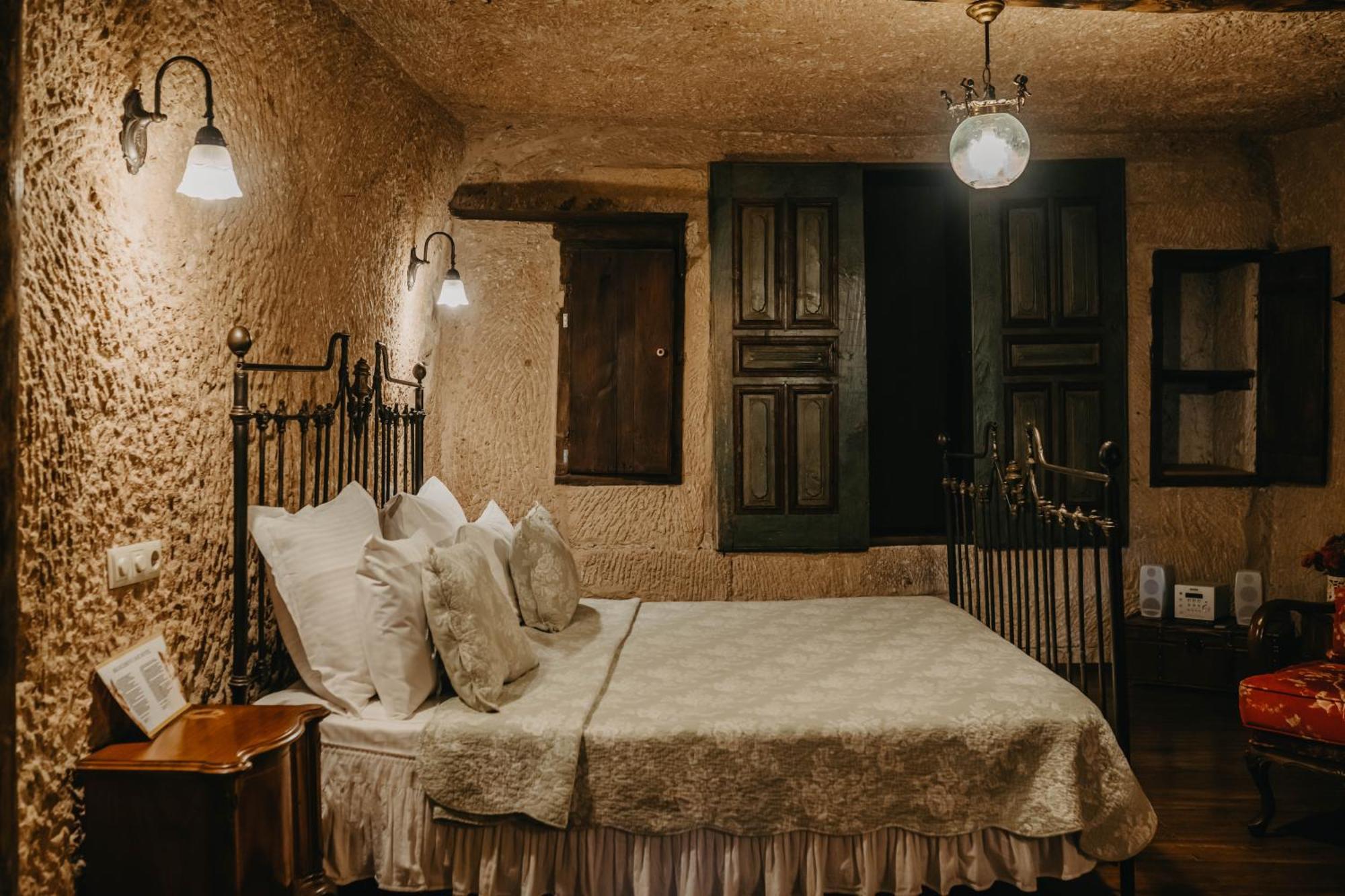 Melekler Evi Cave Hotel Ürgüp Eksteriør billede